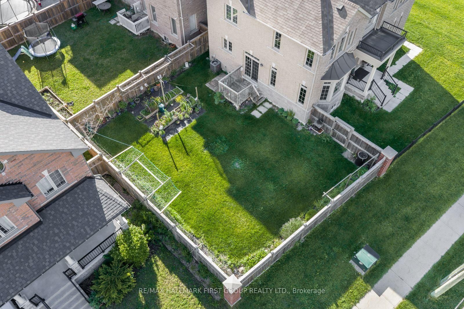 1 Cale Avenue • Clarington, ON photo 40