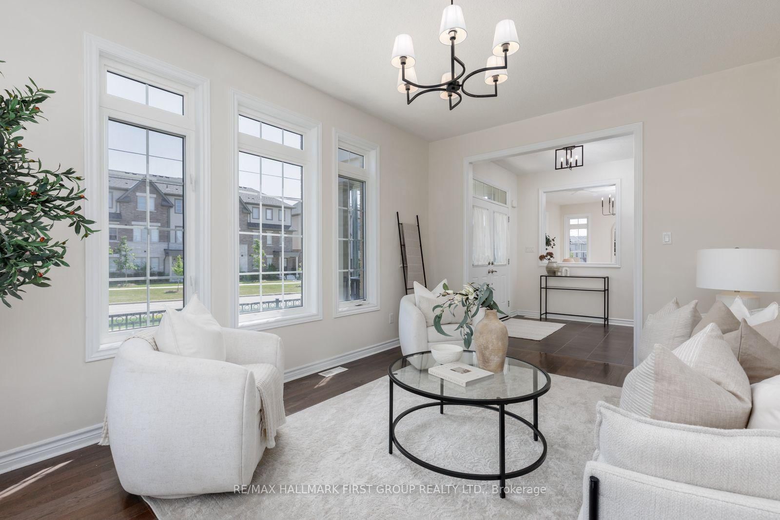 1 Cale Avenue • Clarington, ON photo 8