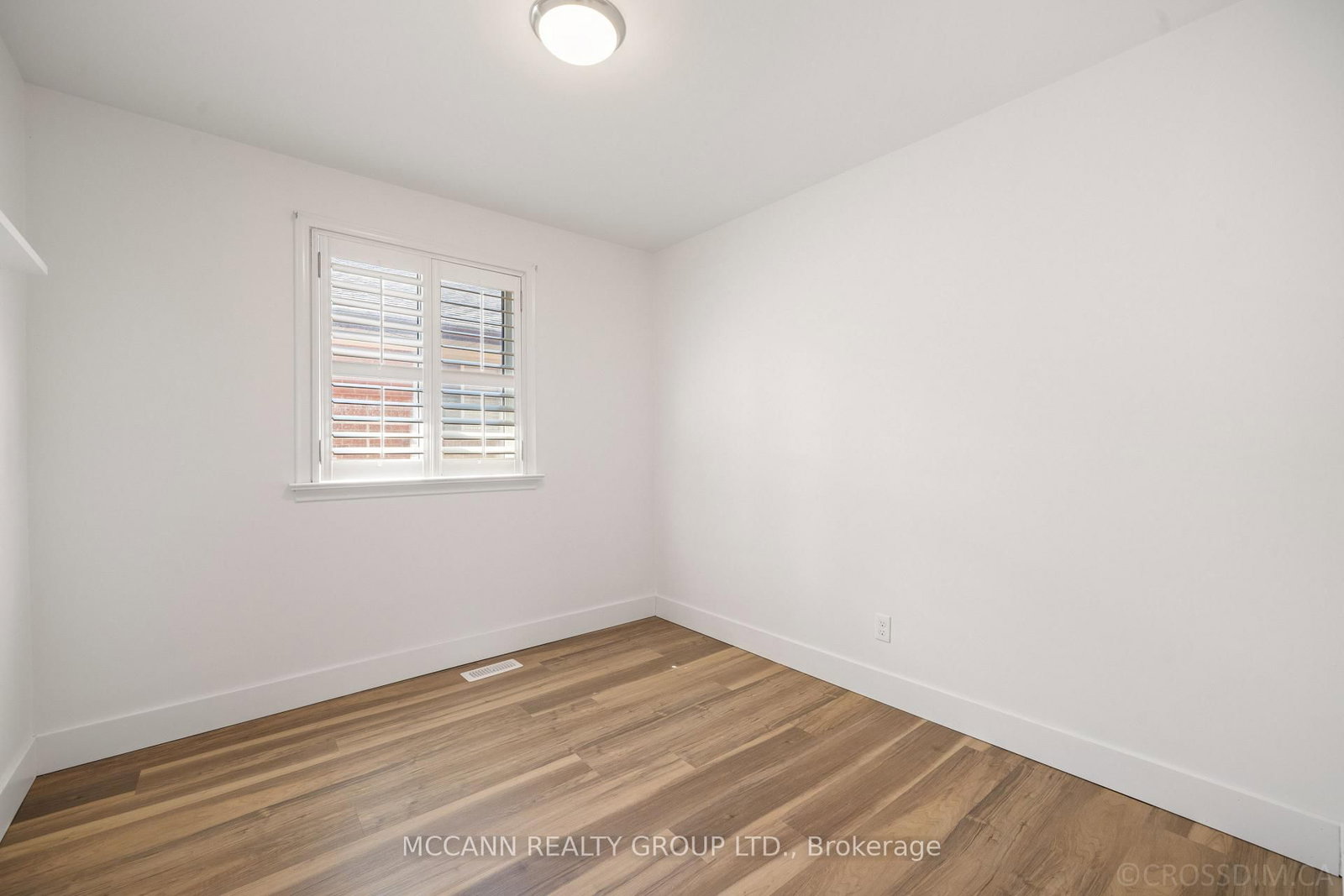 17 Barlow Road E • Toronto, ON photo 12
