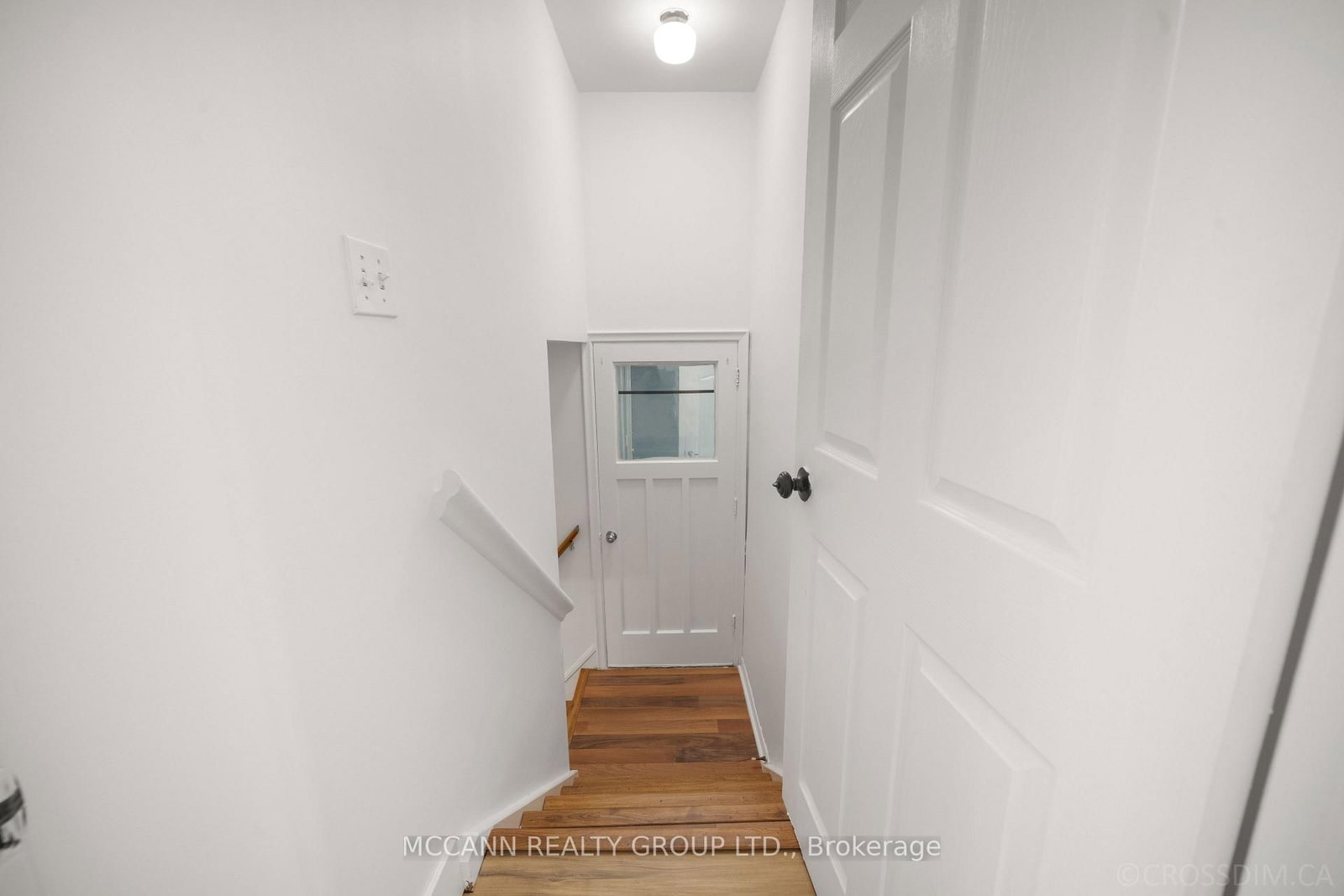 17 Barlow Road E • Toronto, ON photo 16