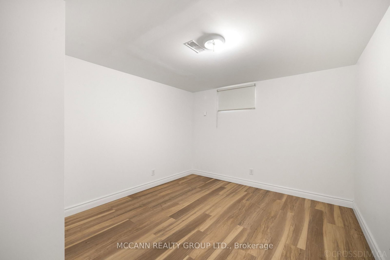 17 Barlow Road E • Toronto, ON photo 27