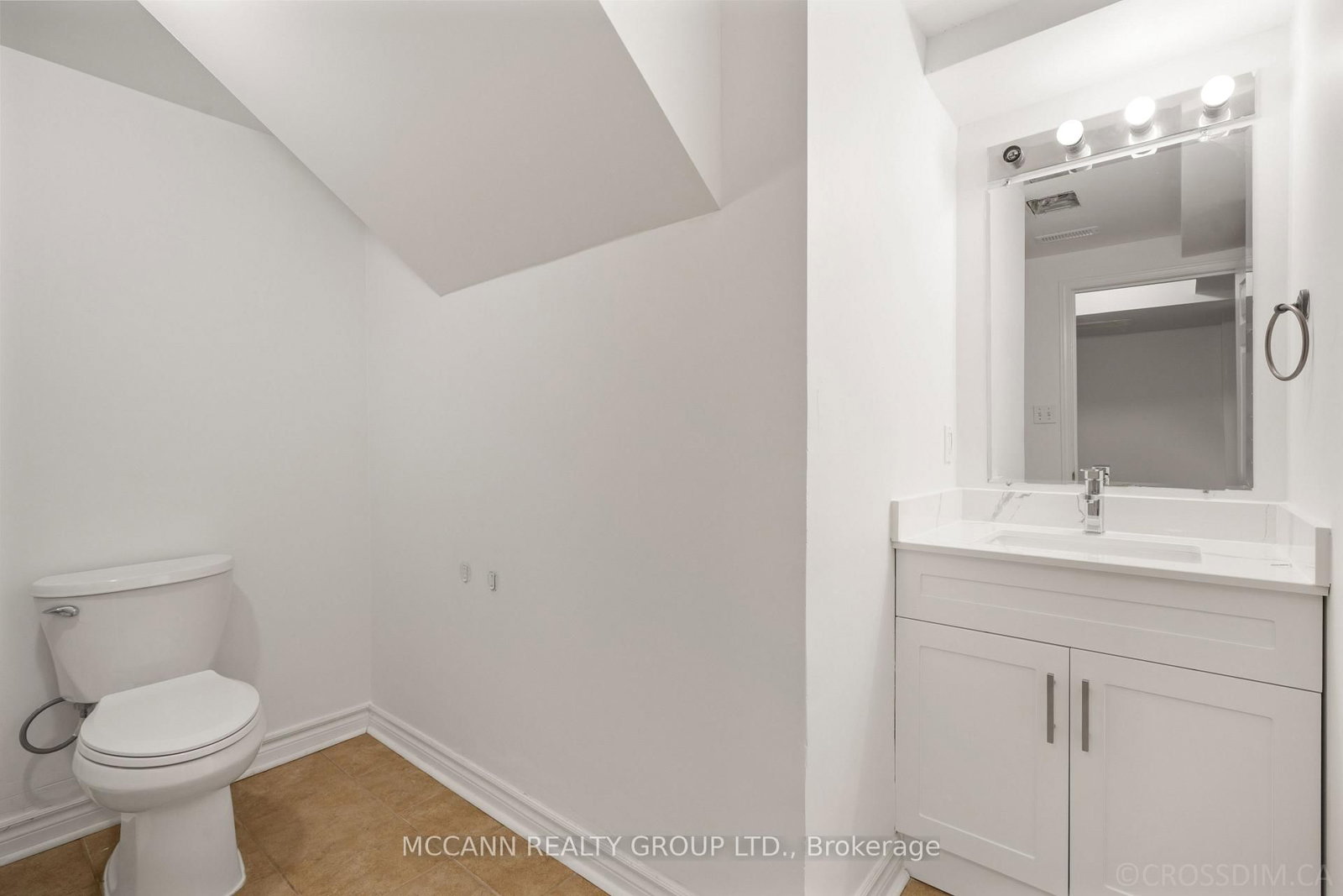 17 Barlow Road E • Toronto, ON photo 29