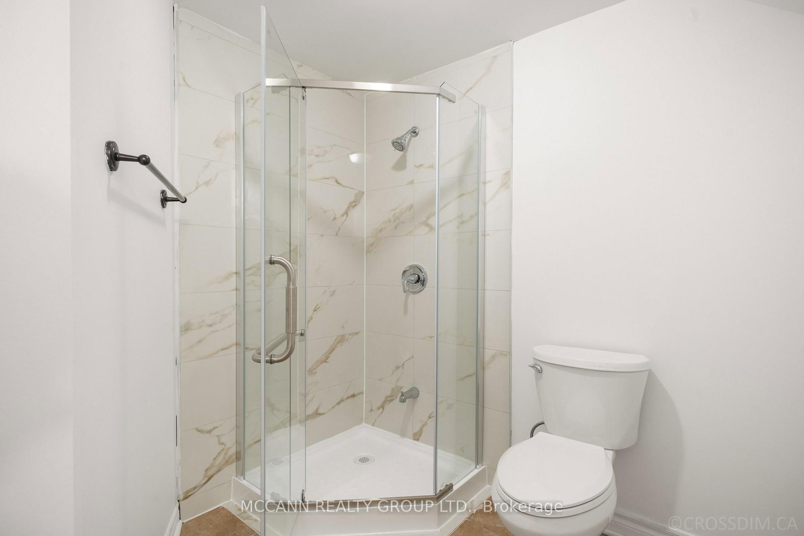 17 Barlow Road E • Toronto, ON photo 30