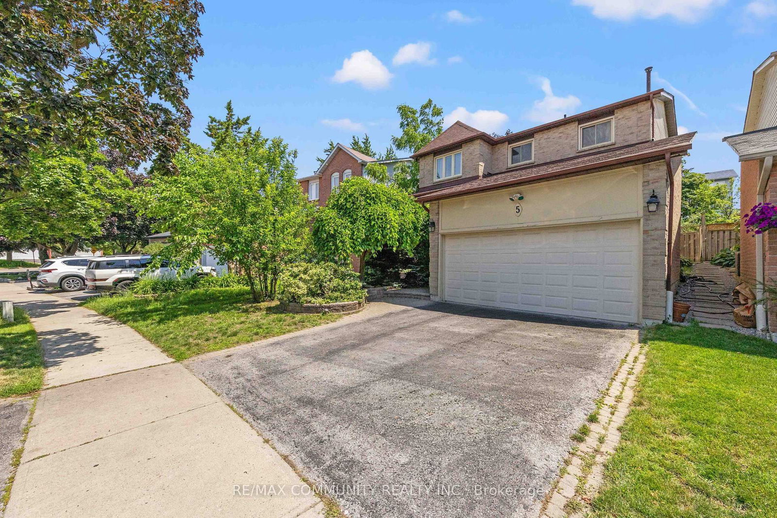 5 Plowman Drive