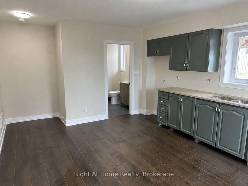 1 - 2885 Altona Road