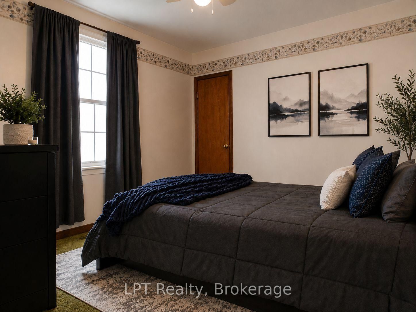 256 Farewell Street • Oshawa, ON photo 5