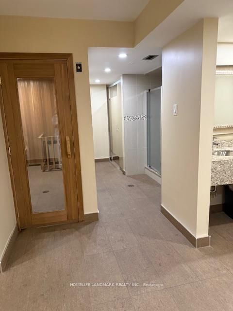 15 Torrance Road • #1811 • Toronto, ON photo 19
