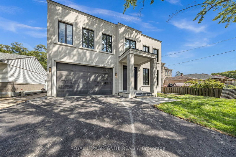 15 Deblyn Drive E