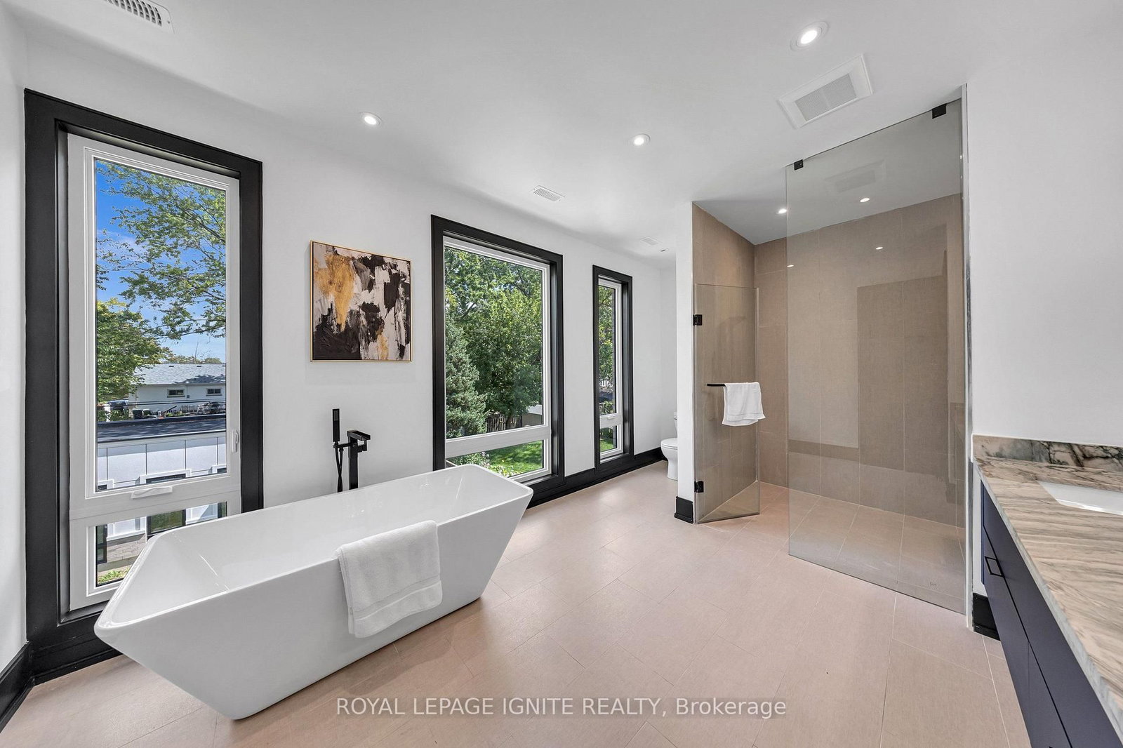 15 Deblyn Drive E • Toronto, ON photo 30