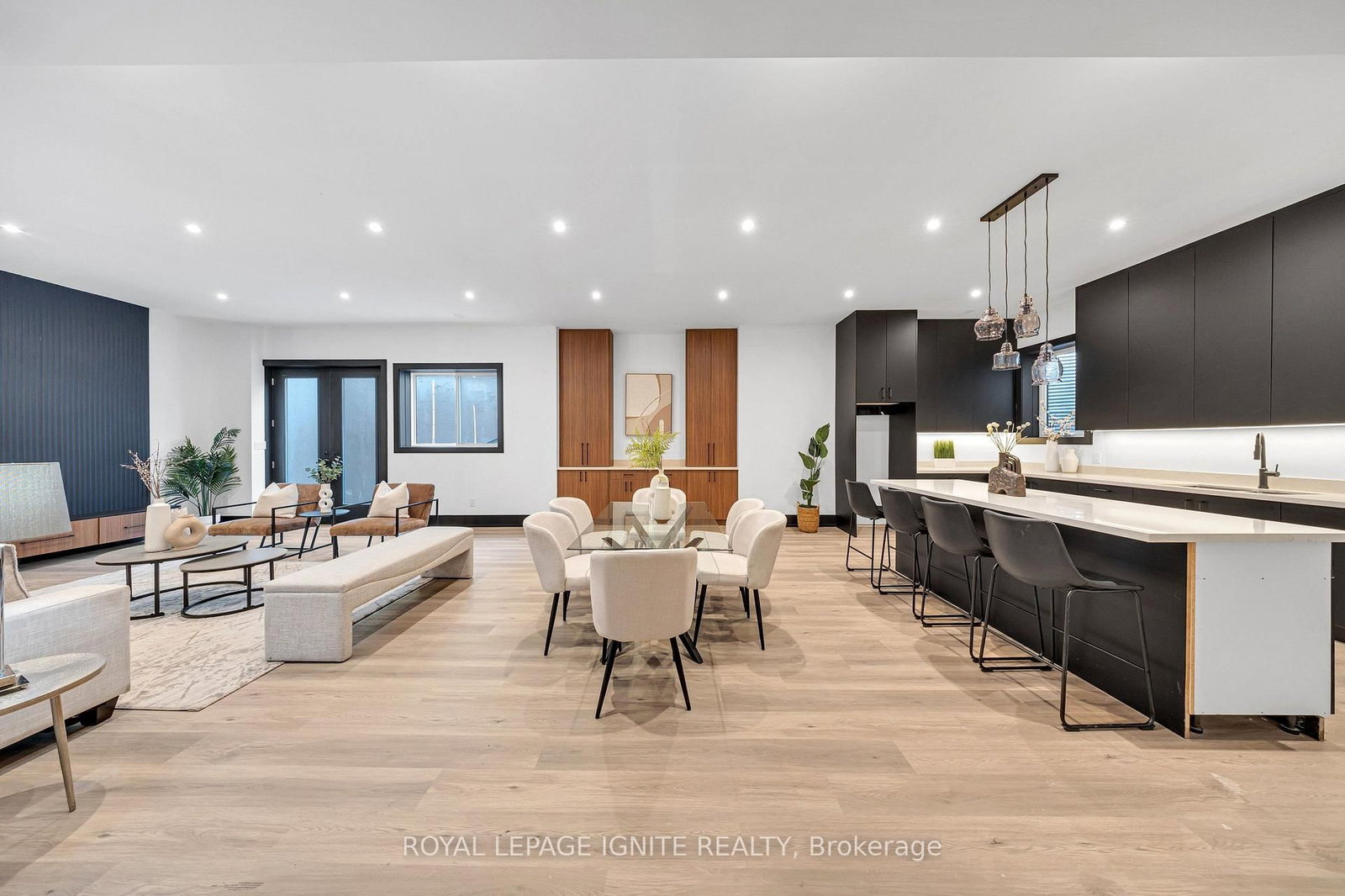 15 Deblyn Drive E • Toronto, ON photo 32