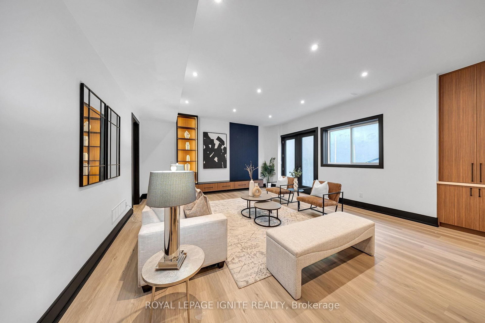 15 Deblyn Drive E • Toronto, ON photo 33