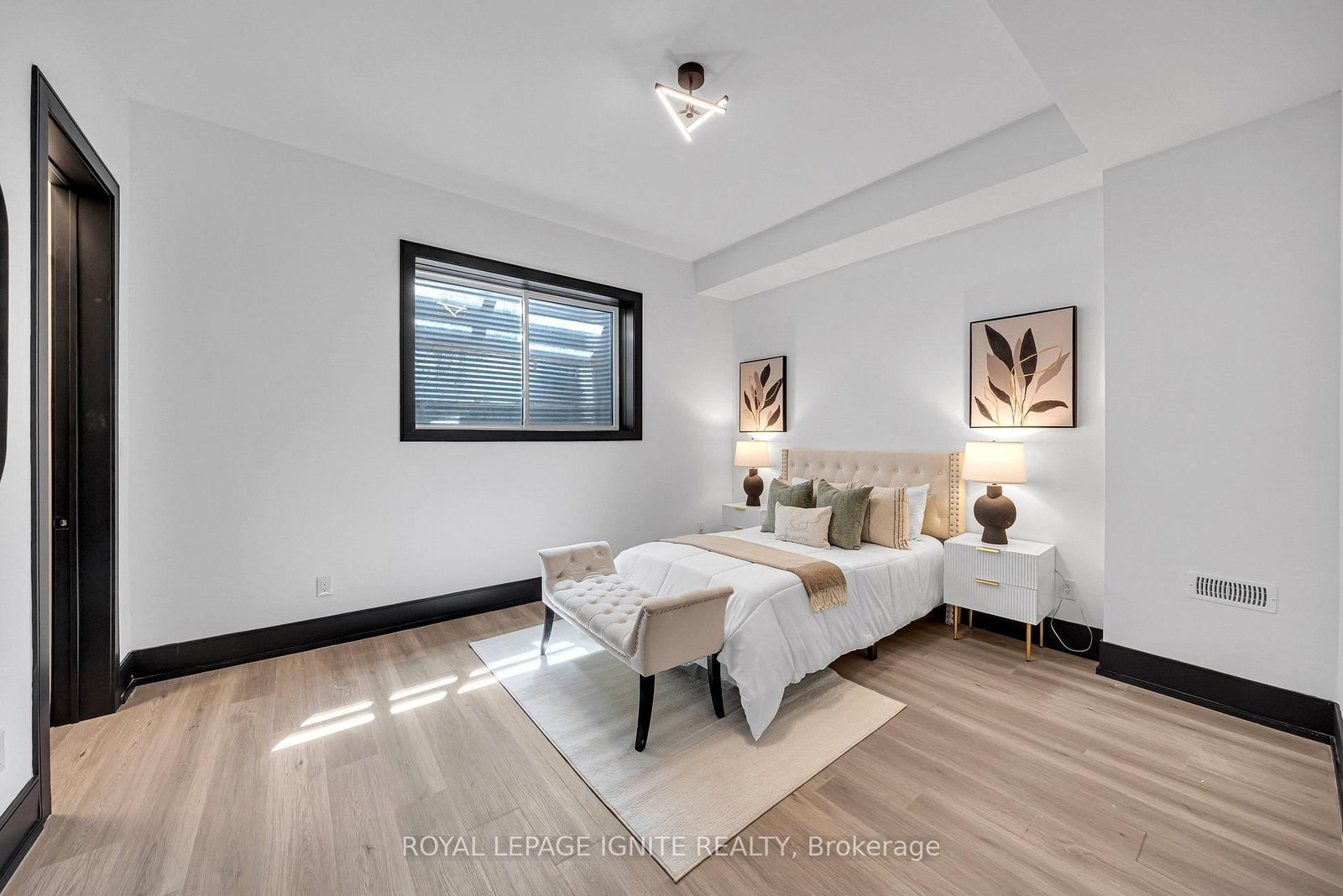 15 Deblyn Drive E • Toronto, ON photo 39