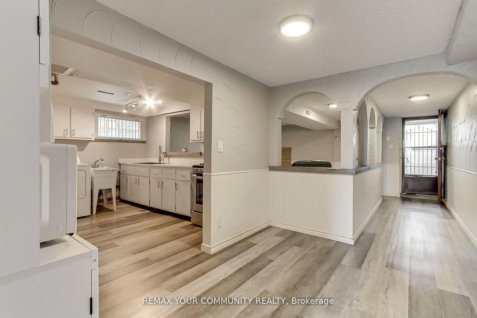 41A North Edgely Avenue • Toronto, ON photo 24