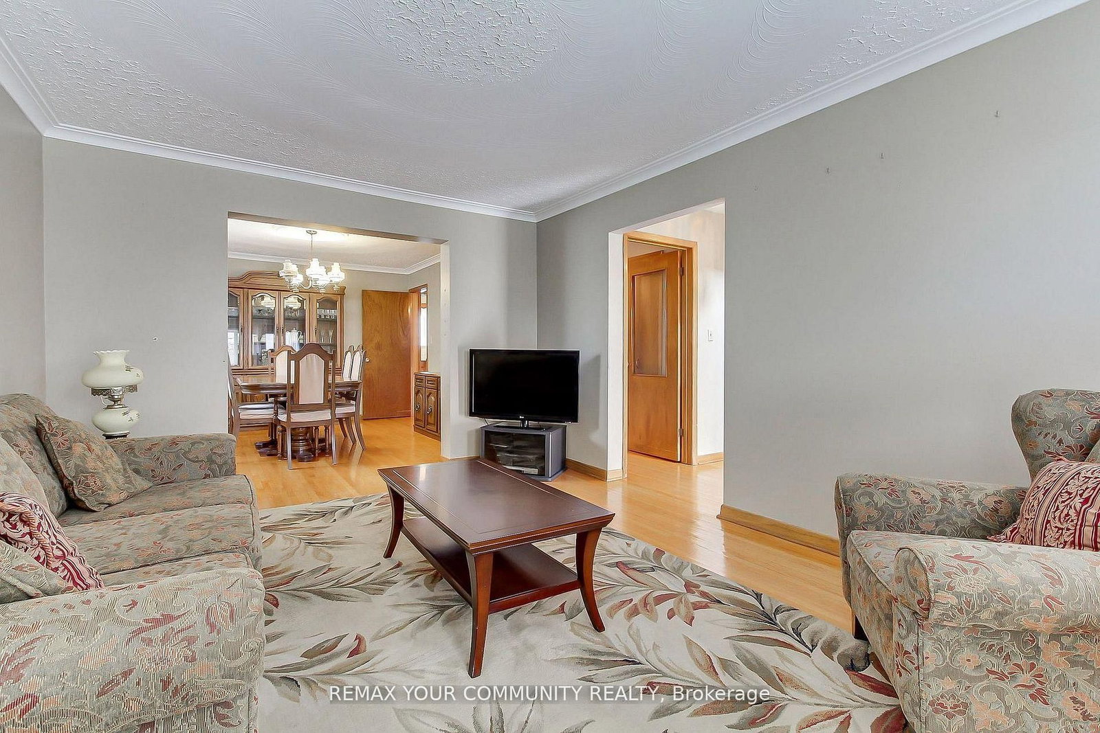 41A North Edgely Avenue • Toronto, ON photo 5