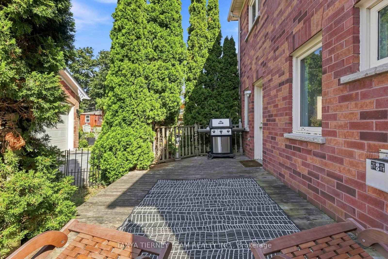 36 Zachary Place • Whitby, ON photo 43