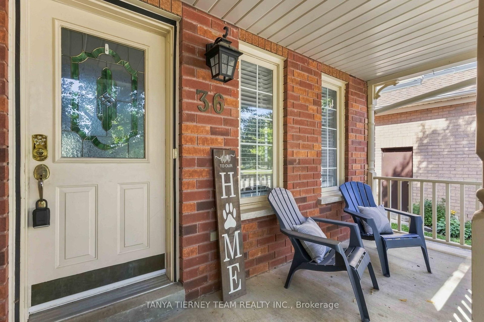 36 Zachary Place • Whitby, ON photo 5