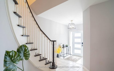 100 Fieldcrest Avenue • Clarington, ON photo 5
