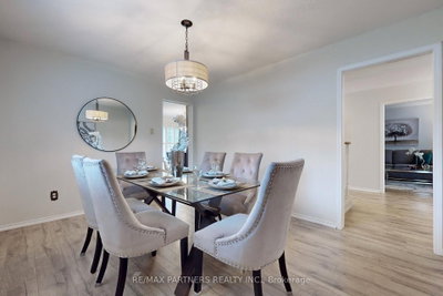 15 Ribblesdale Drive • Whitby, ON photo 7