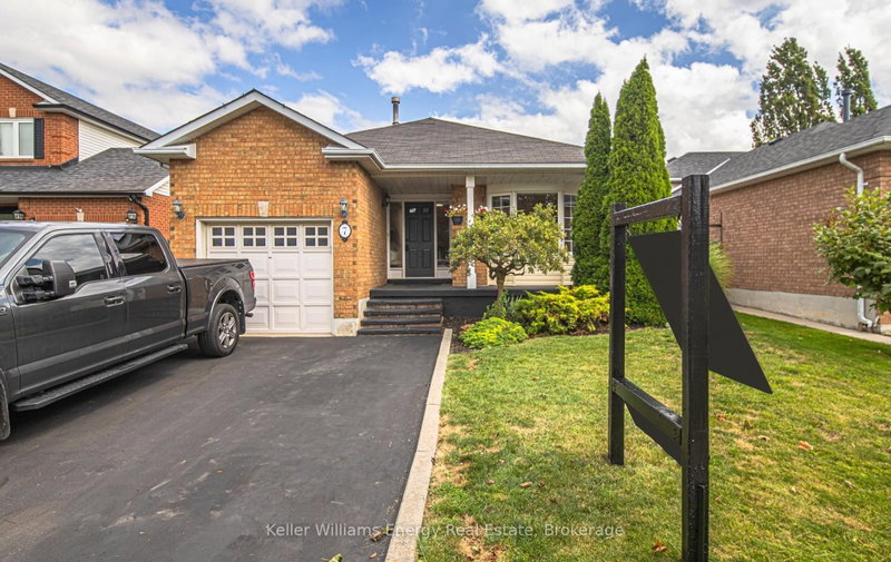 7 Stirling Avenue