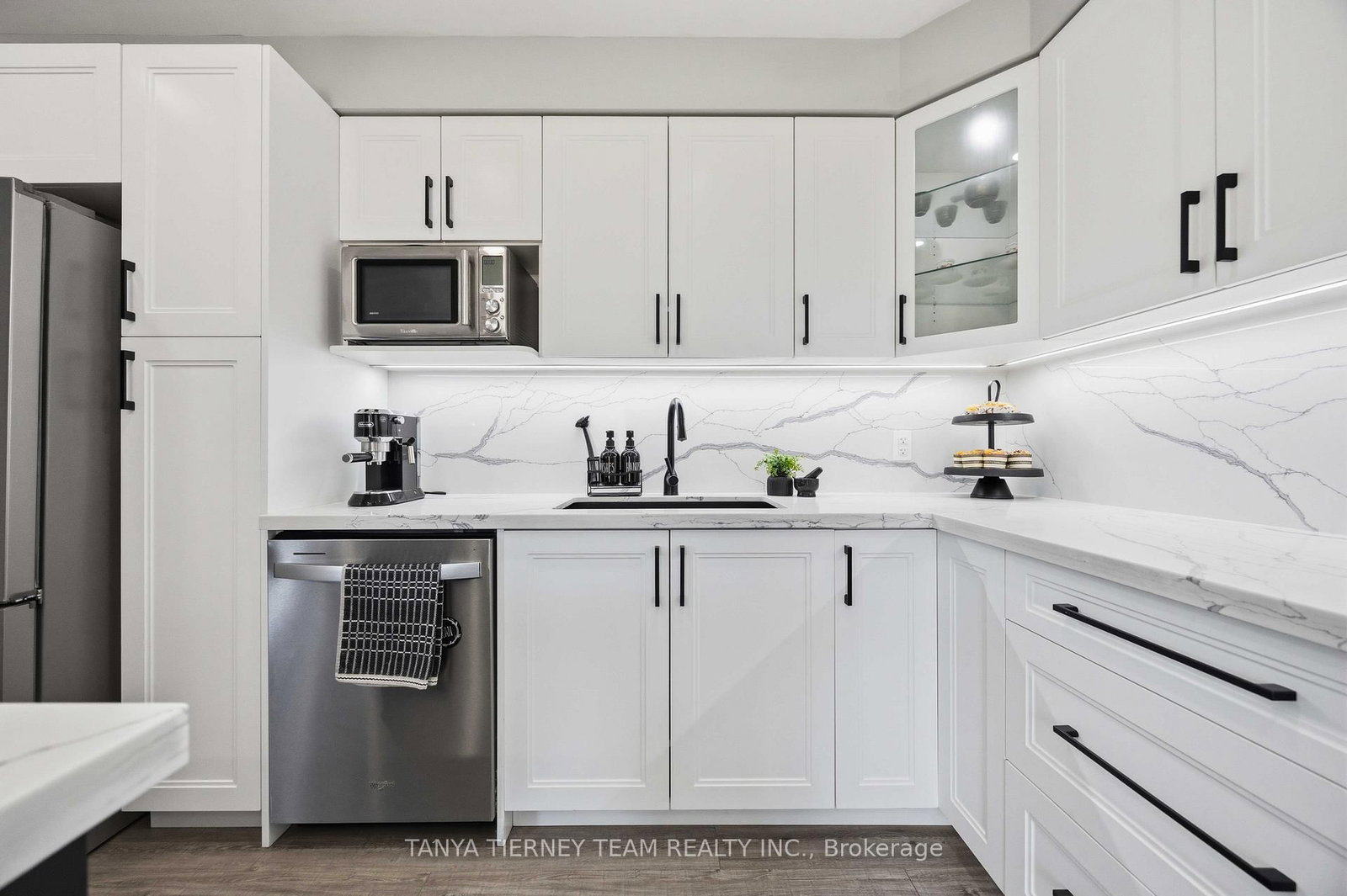76 Vipond Road • Whitby, ON photo 14