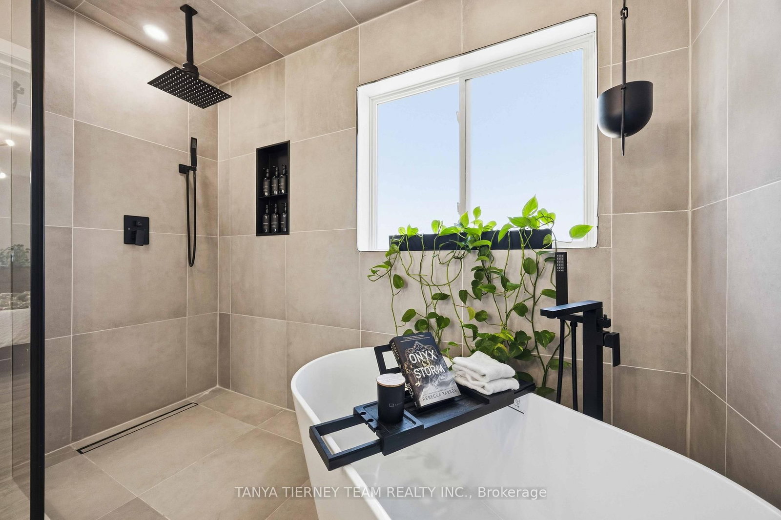 76 Vipond Road • Whitby, ON photo 28