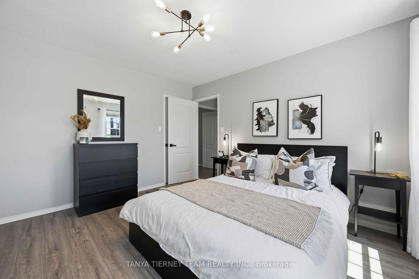 76 Vipond Road • Whitby, ON photo 29