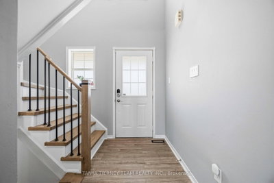 76 Vipond Road • Whitby, ON photo 3