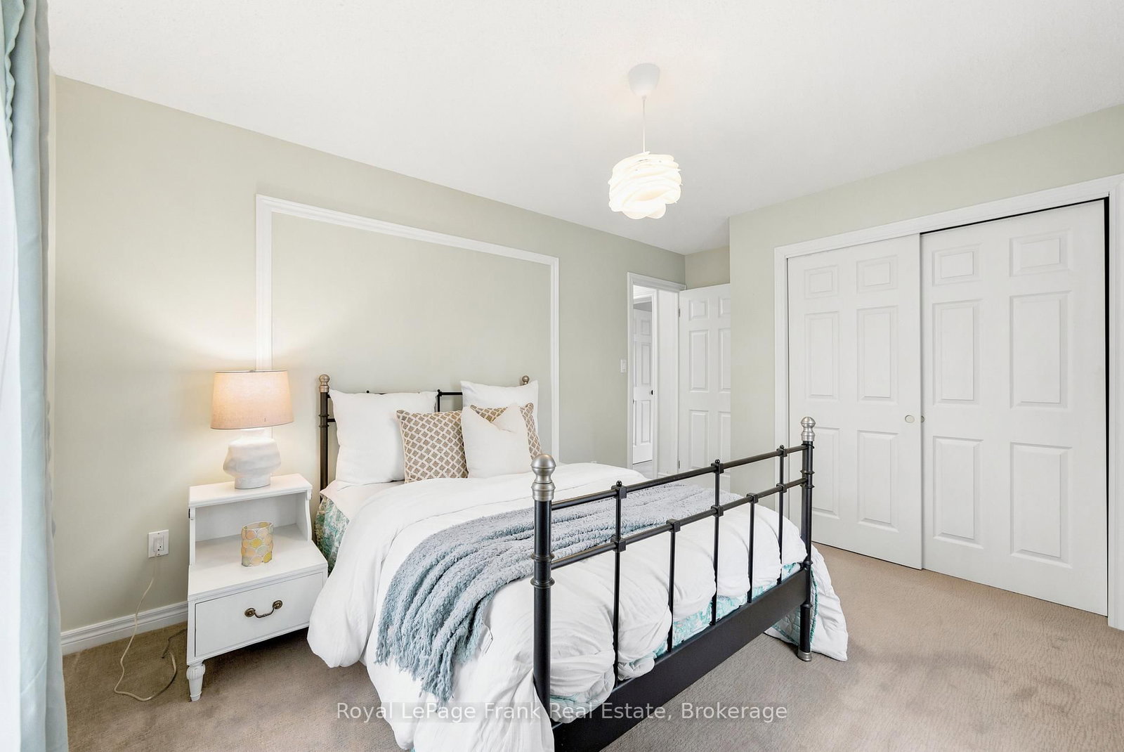 246 Cochrane Street • Scugog, ON photo 36