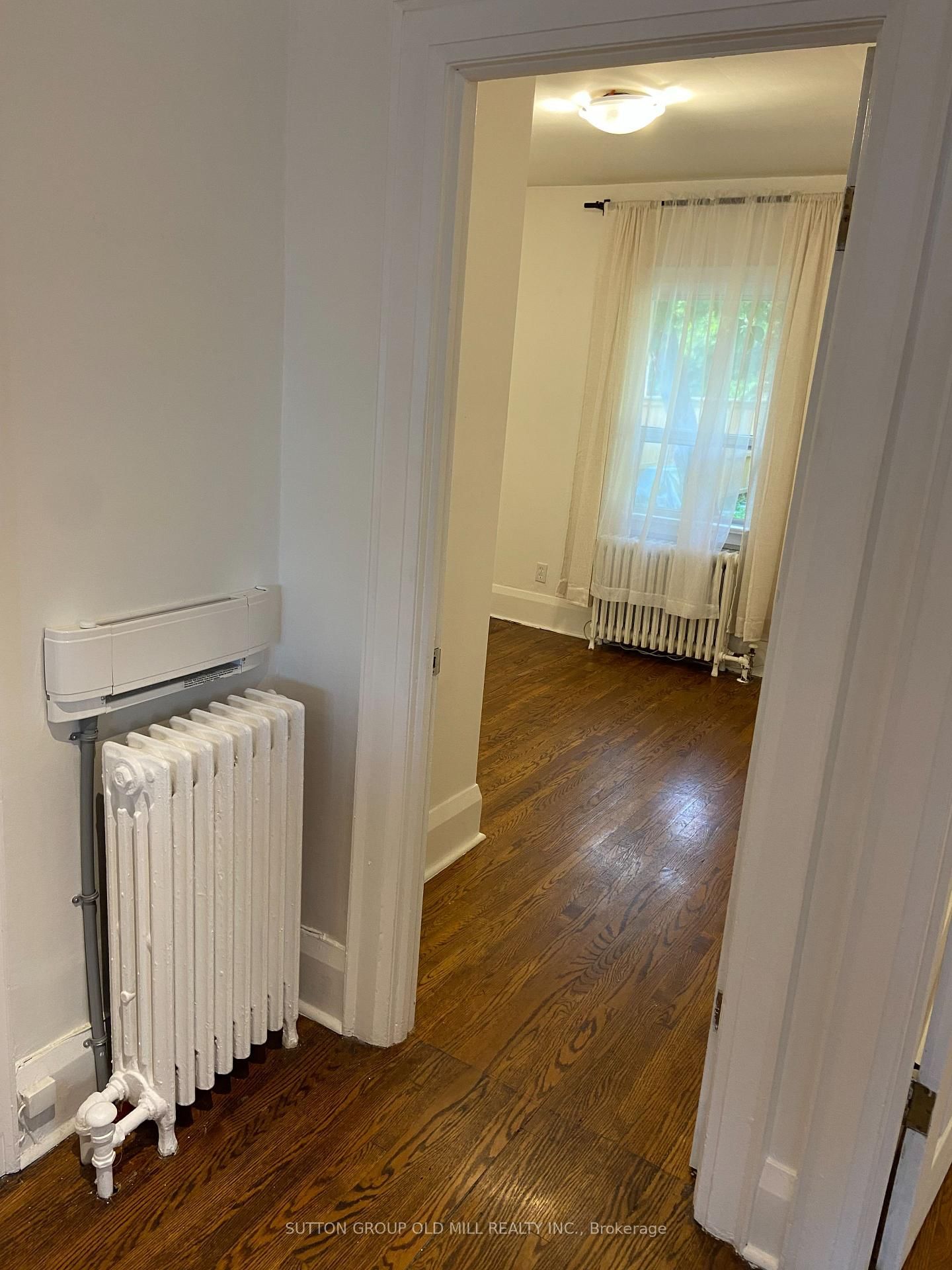 46 Richard Avenue • Toronto, ON photo 18