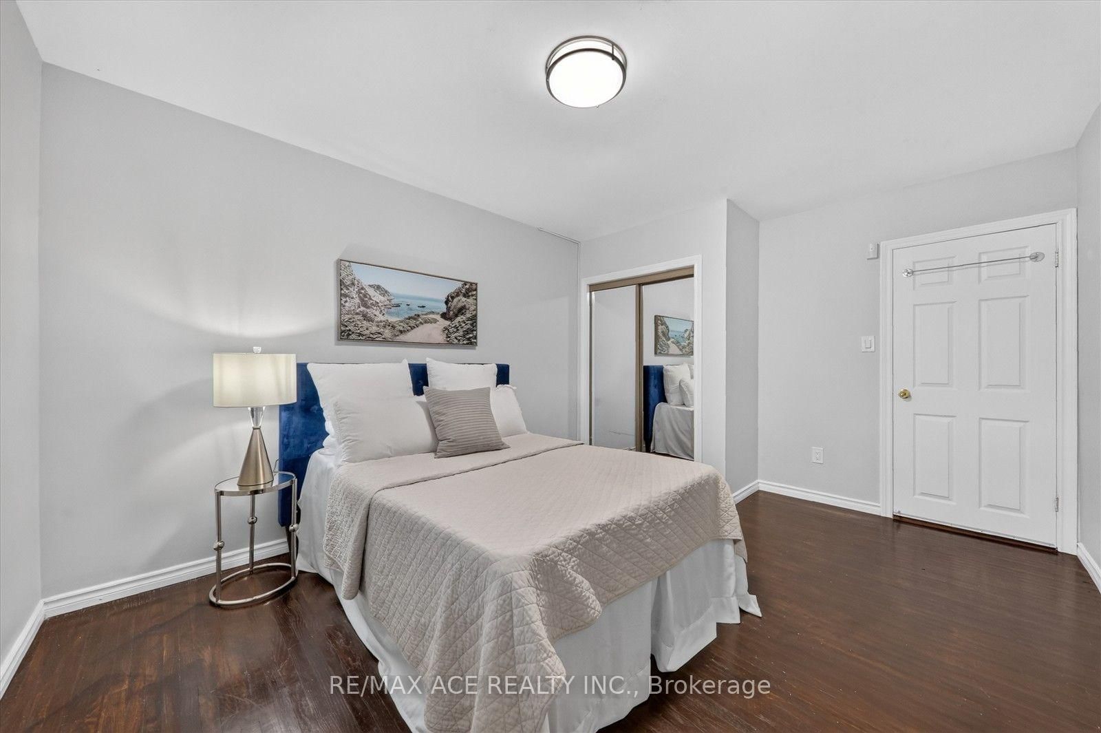 100 Merkley Square • Toronto, ON photo 29