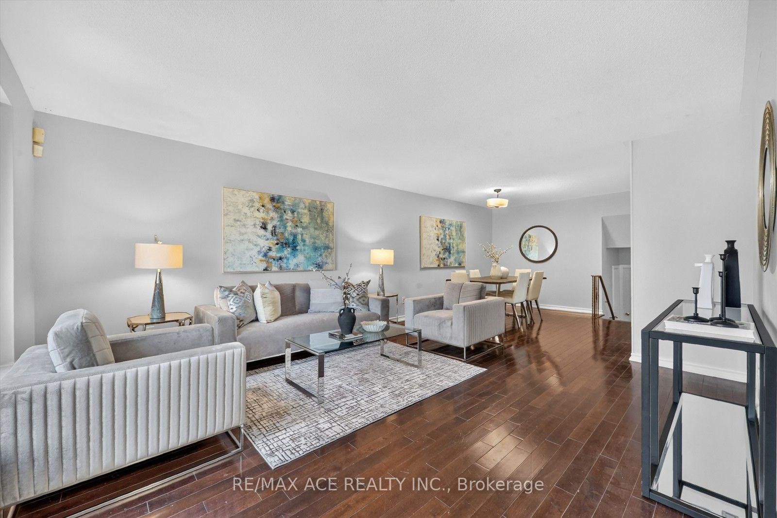 100 Merkley Square • Toronto, ON photo 6