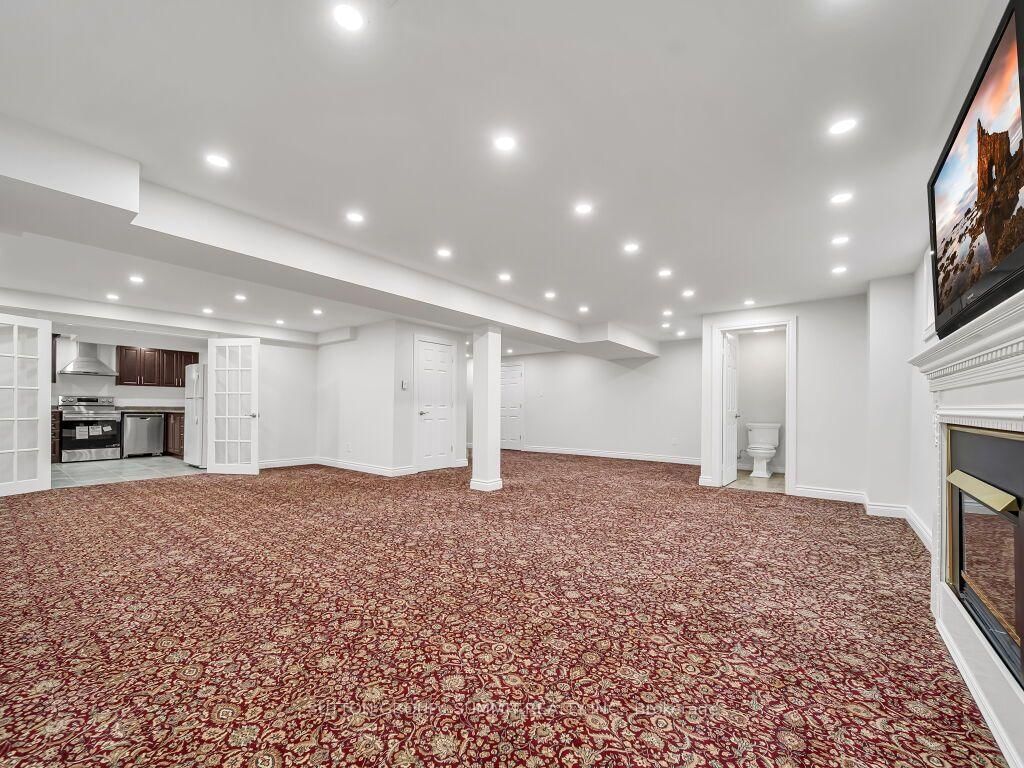 7 Winding Court • Toronto, ON photo 45