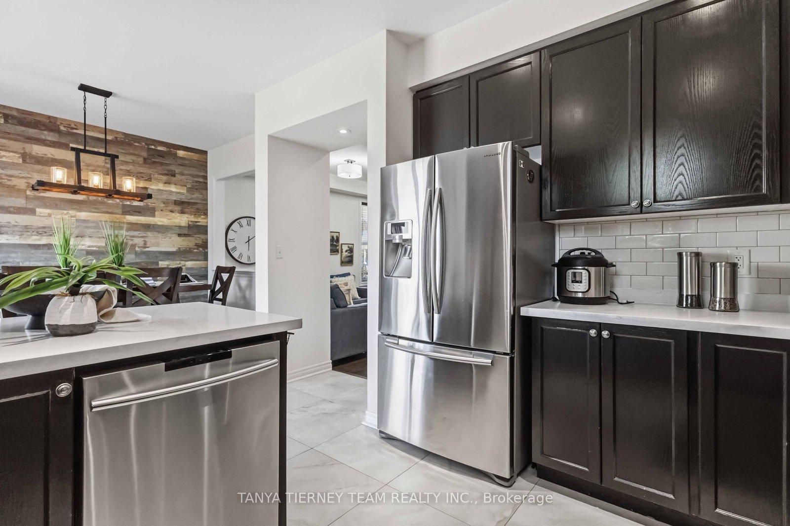 26 Chiswick Avenue • Whitby, ON photo 16