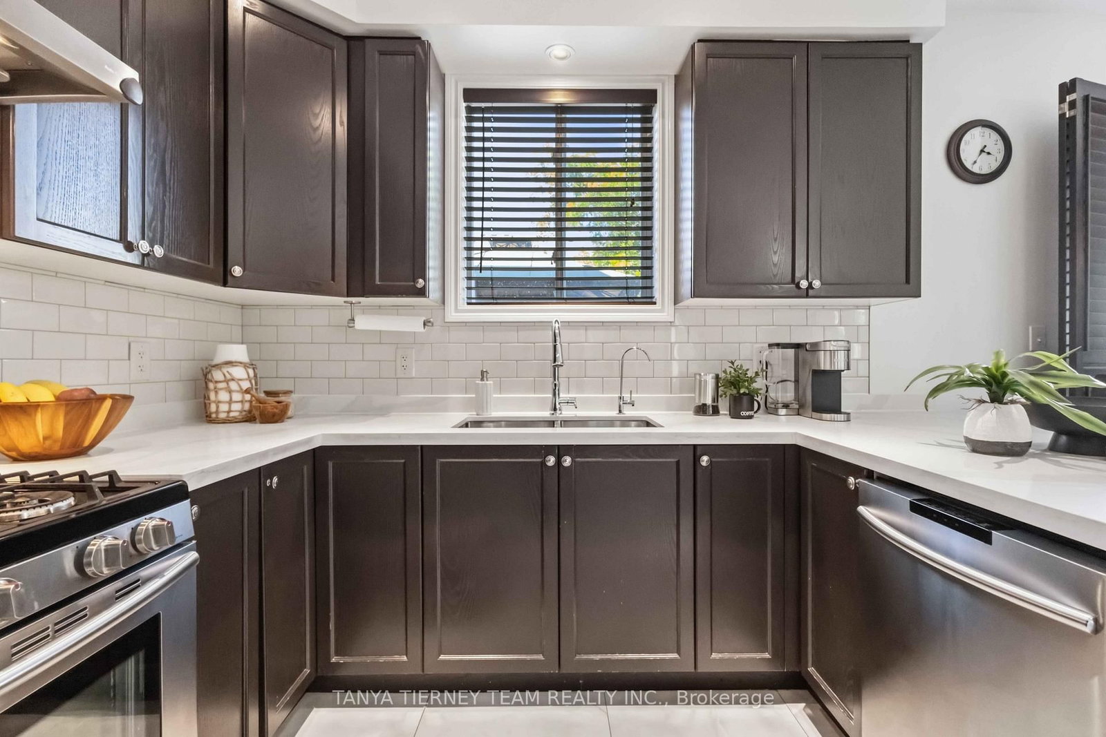 26 Chiswick Avenue • Whitby, ON photo 19