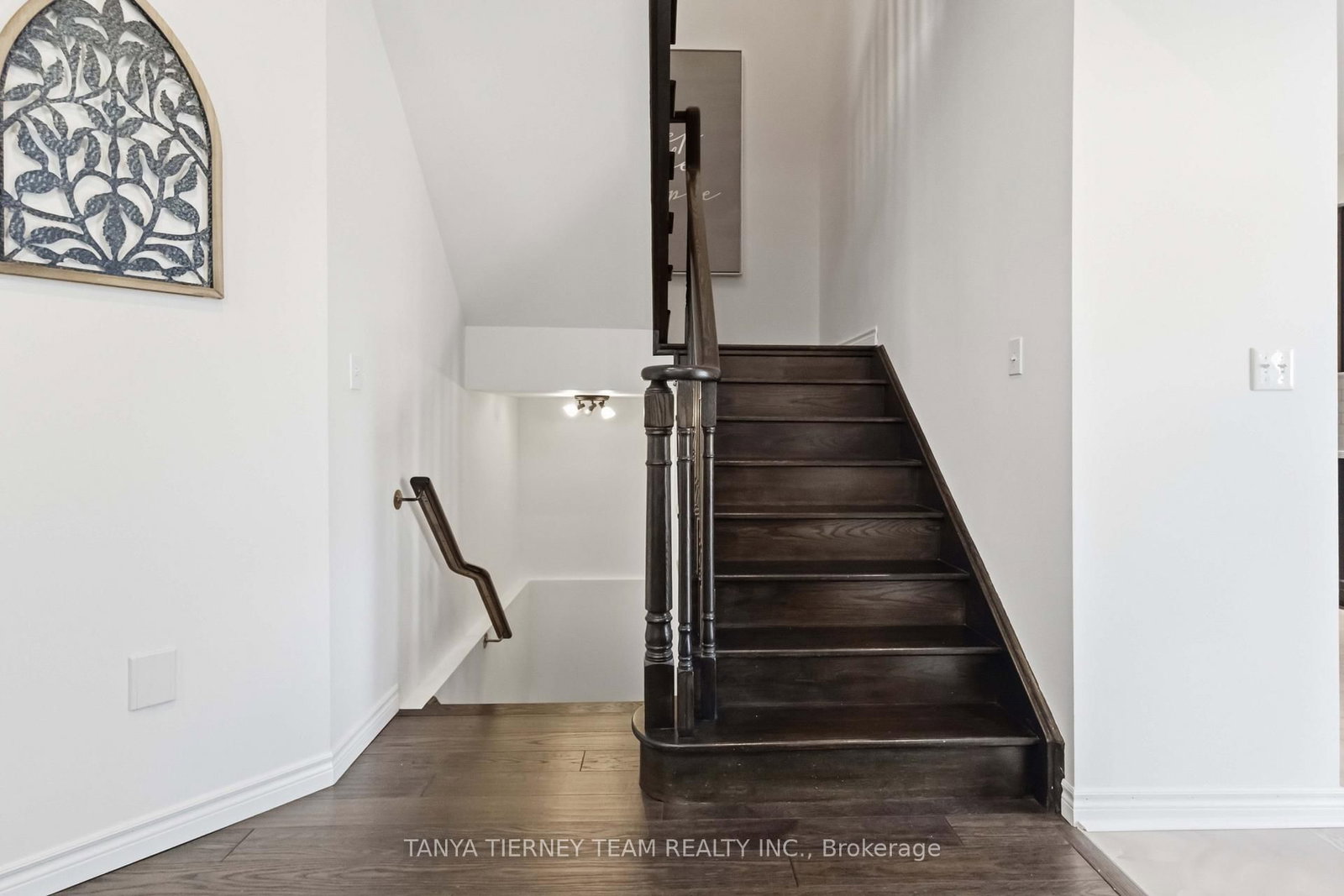 26 Chiswick Avenue • Whitby, ON photo 23