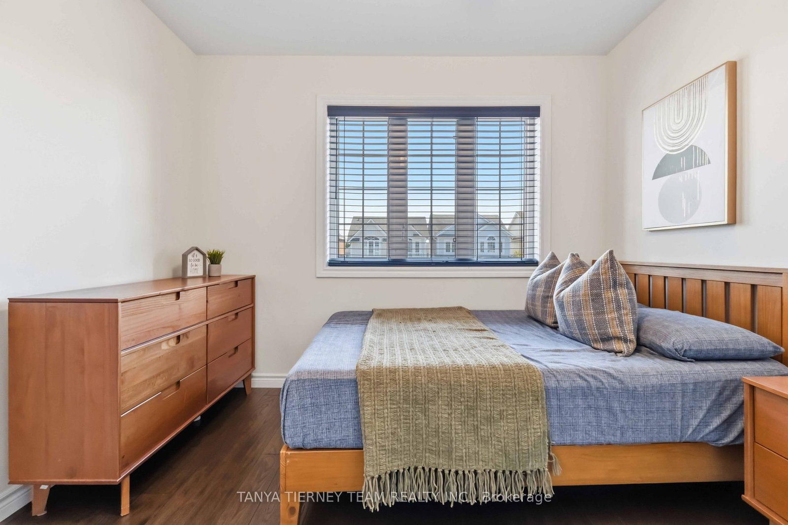26 Chiswick Avenue • Whitby, ON photo 32