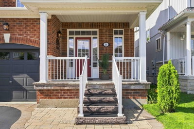 26 Chiswick Avenue • Whitby, ON photo 4