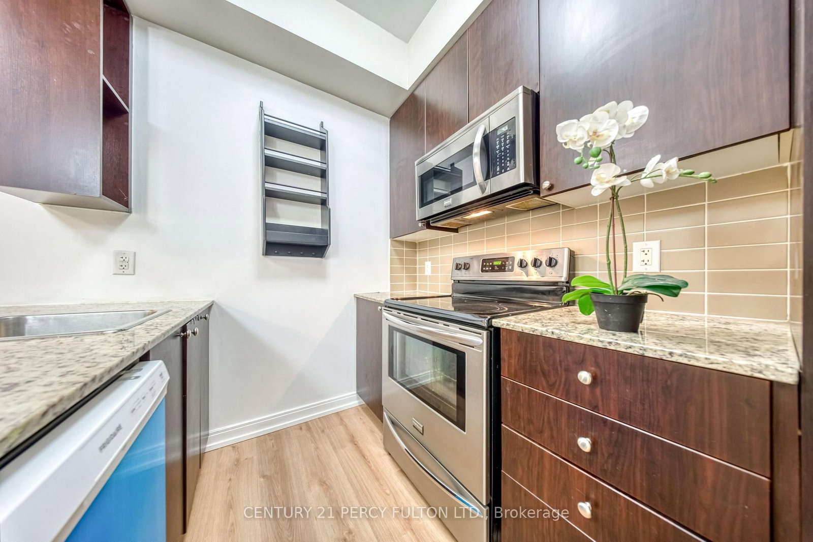 181 Village Green Square • #116 • Toronto, ON photo 11
