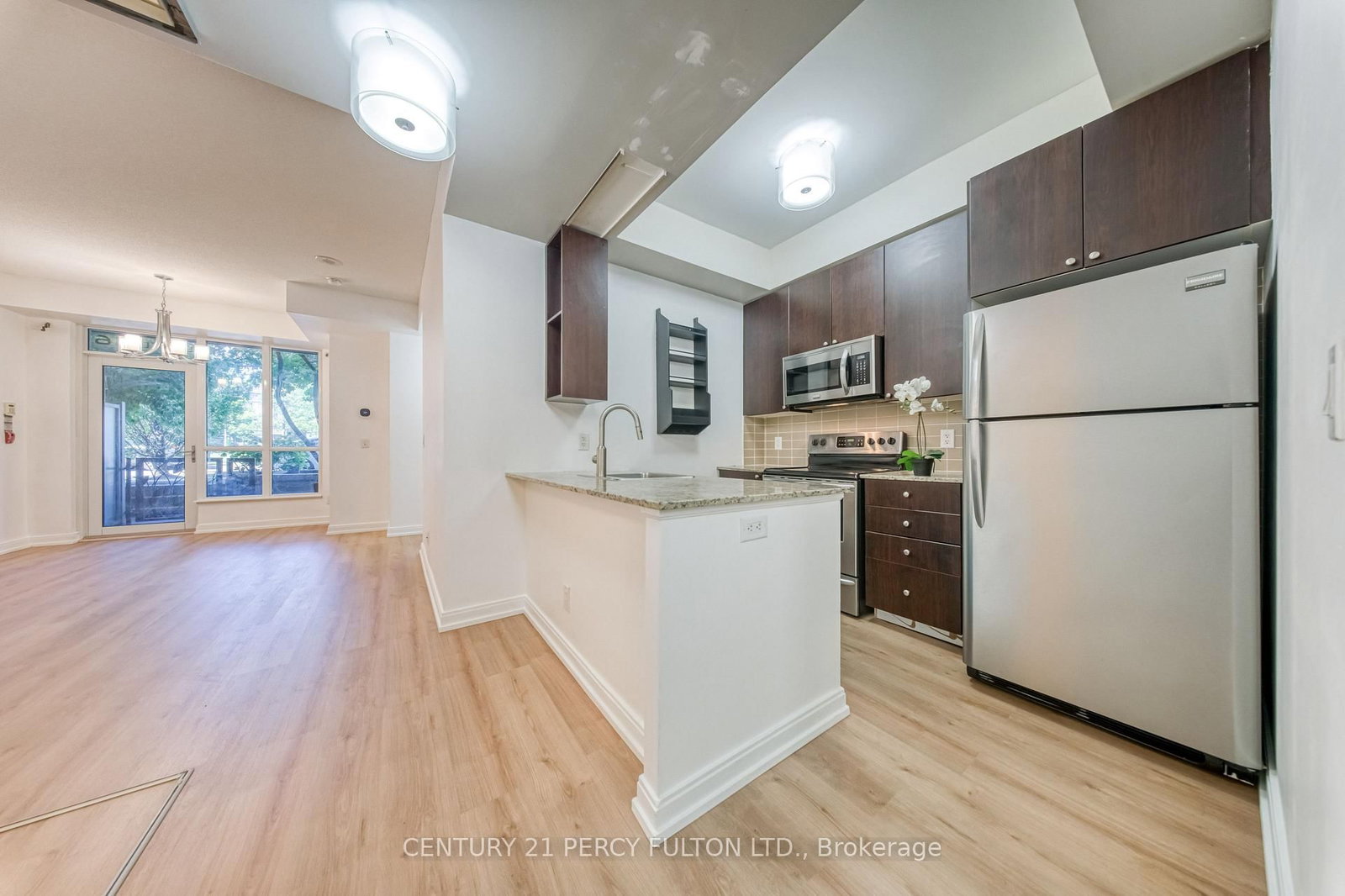 181 Village Green Square • #116 • Toronto, ON photo 8