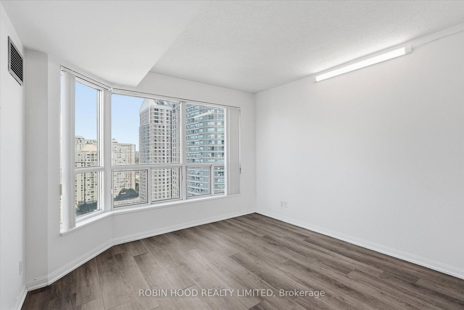 11 Lee Centre Drive • #PH109 • Toronto, ON photo 15
