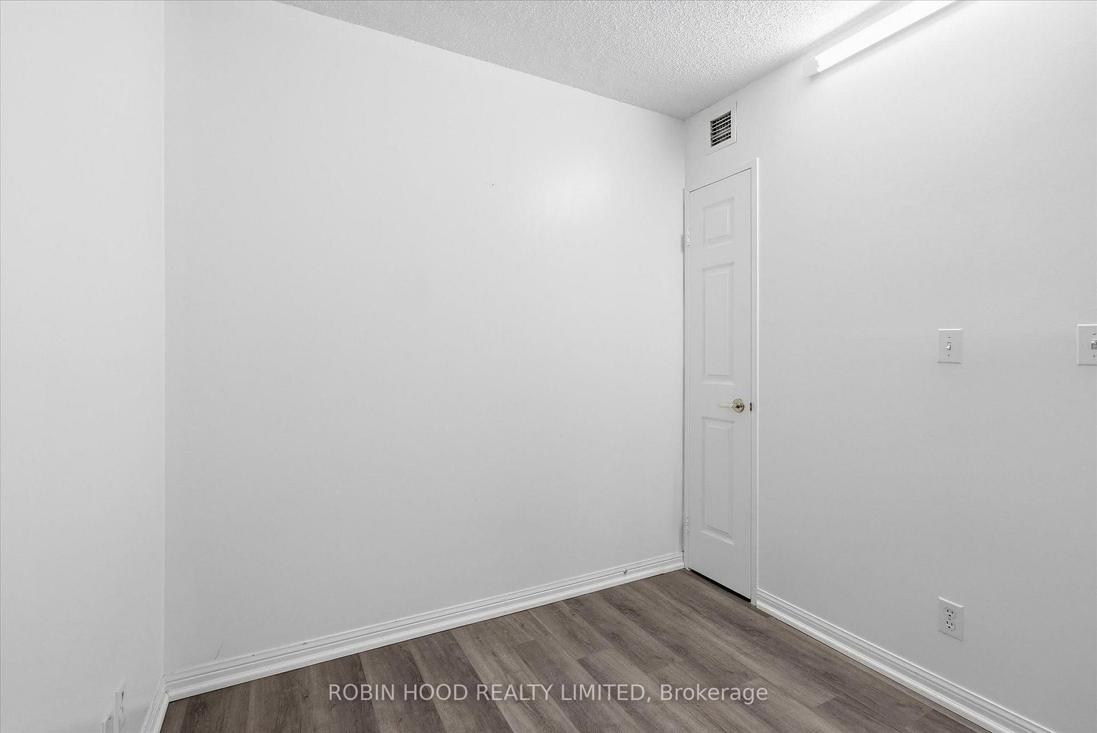 11 Lee Centre Drive • #PH109 • Toronto, ON photo 20