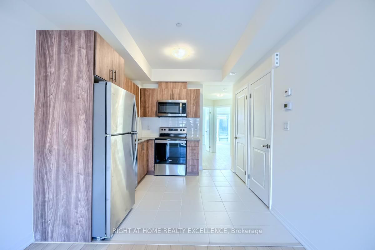 235 Mclevin Avenue E • #16 • Toronto, ON photo 10