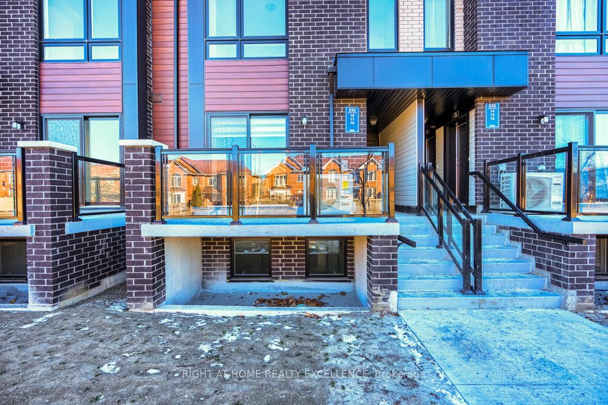 235 Mclevin Avenue E • #16 • Toronto, ON photo 4
