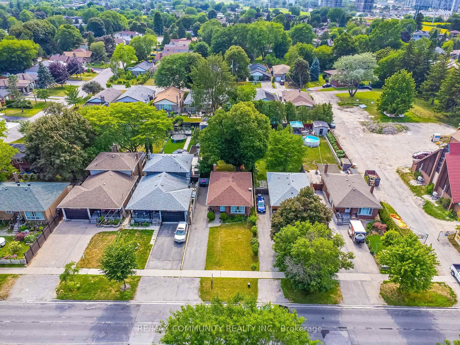 764 Brimley Road • Toronto, ON photo 45