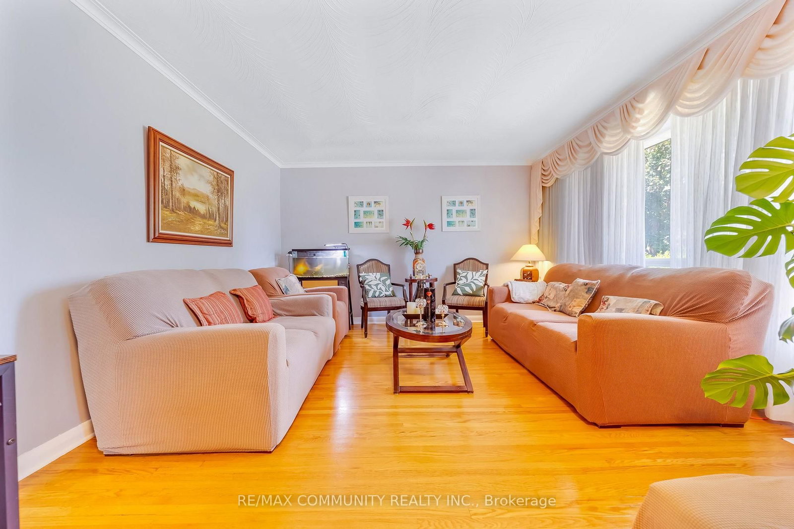 764 Brimley Road • Toronto, ON photo 8