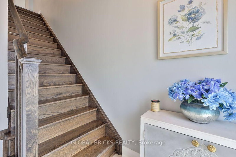 #38 - 1870 Altona Road