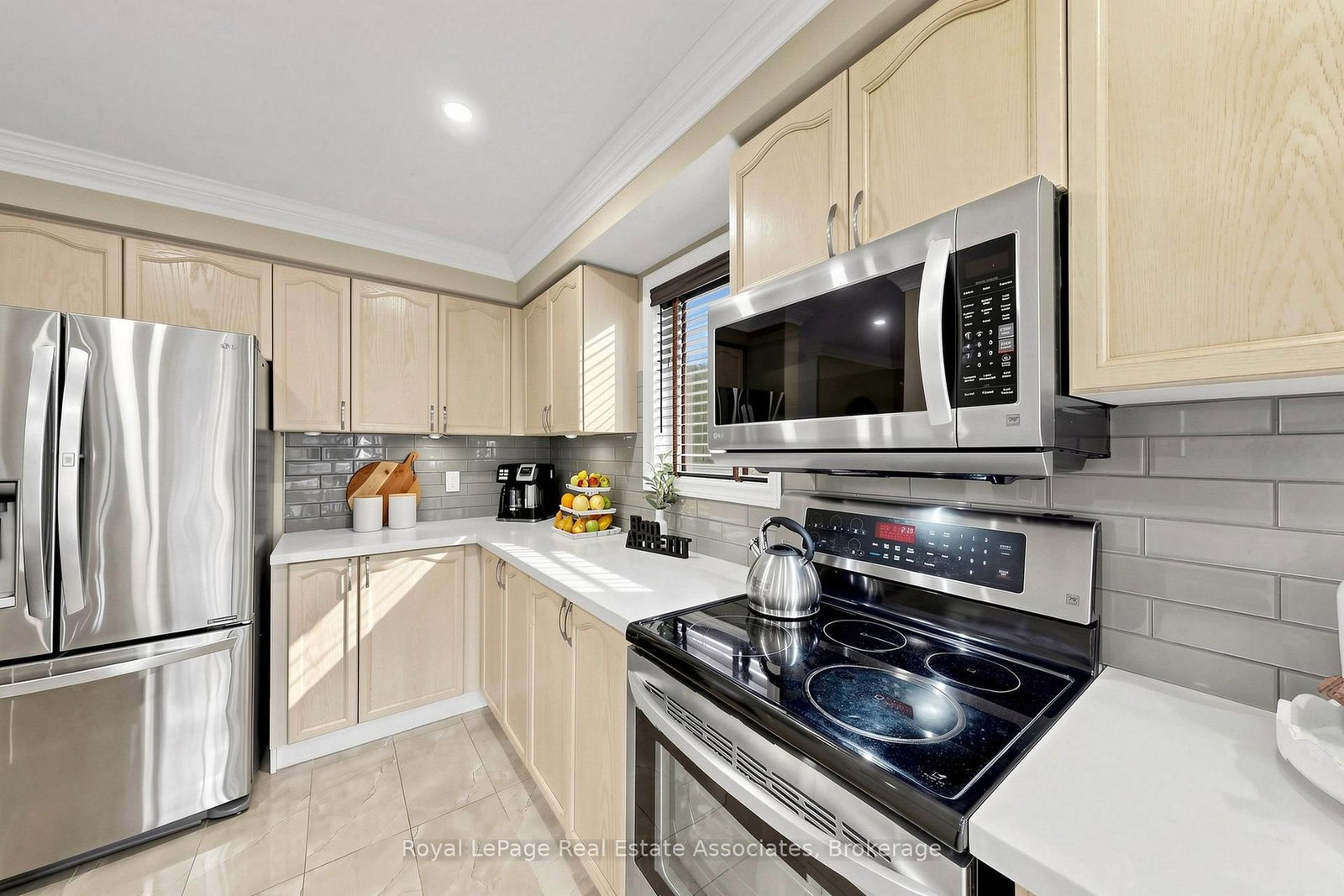 2 Primeau Avenue • Whitby, ON photo 12
