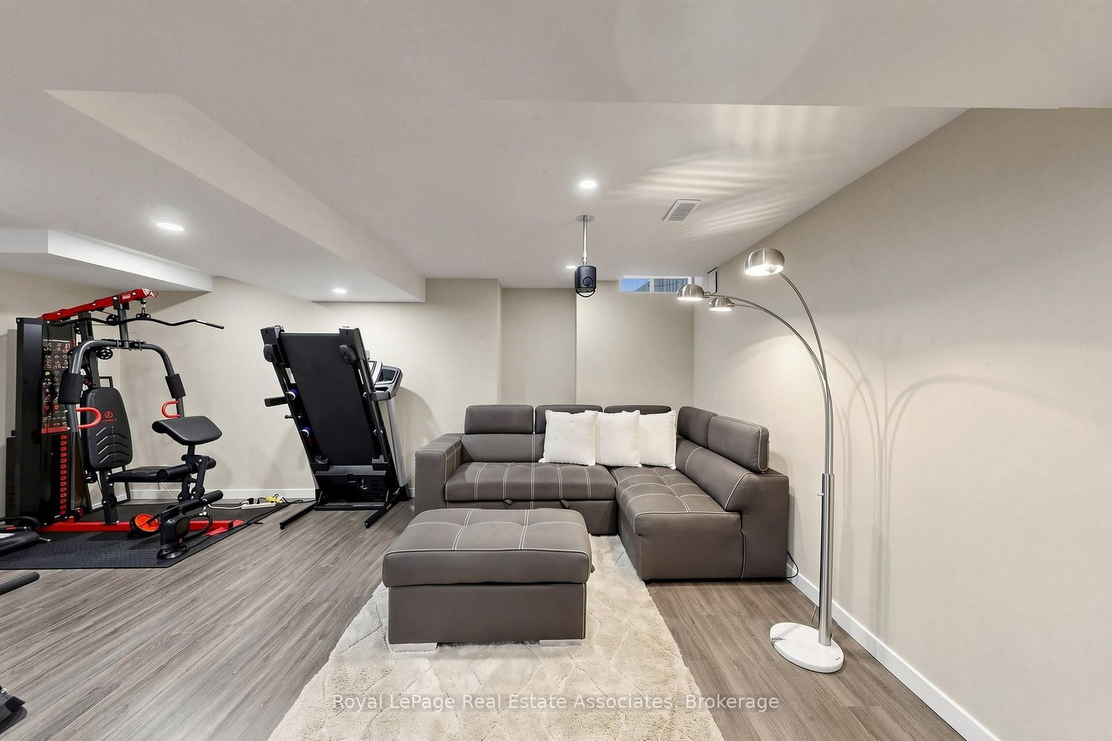 2 Primeau Avenue • Whitby, ON photo 32