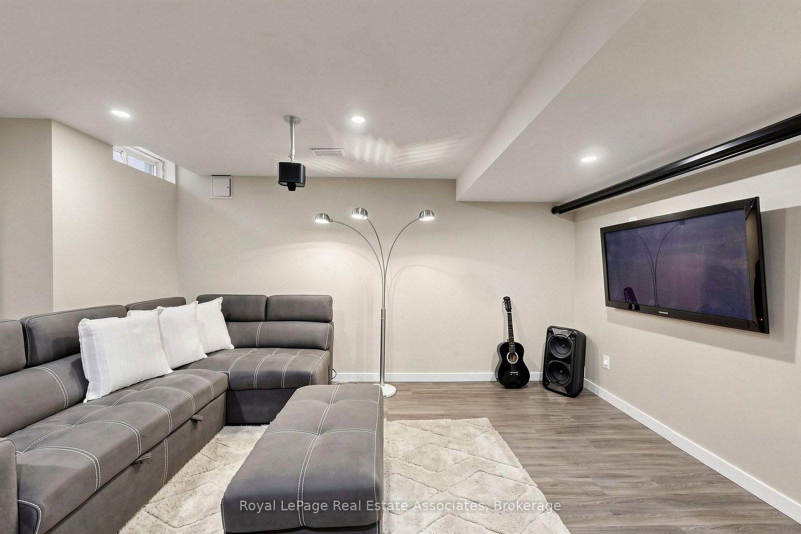 2 Primeau Avenue • Whitby, ON photo 35