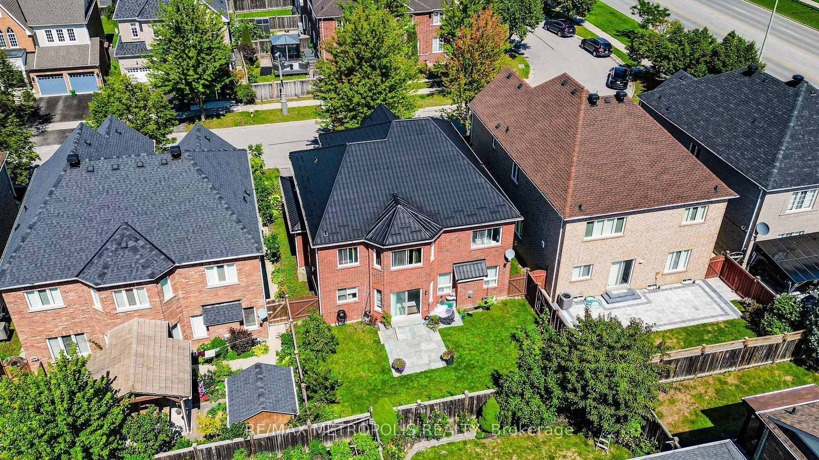 58 Dunwell Crescent • Ajax, ON photo 6